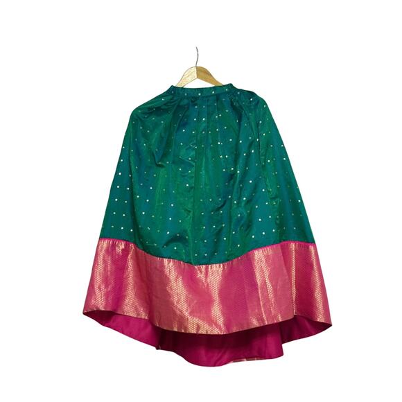 Festive green and pink elastic waist skirt - Picture 2 of 4
